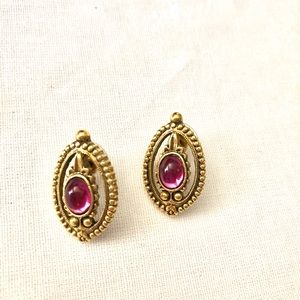 Vintage royal theme gold tone jewel earrings